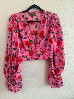 Signature Pink Floral V-Neck Cropped Blouse with Puff Sleeves